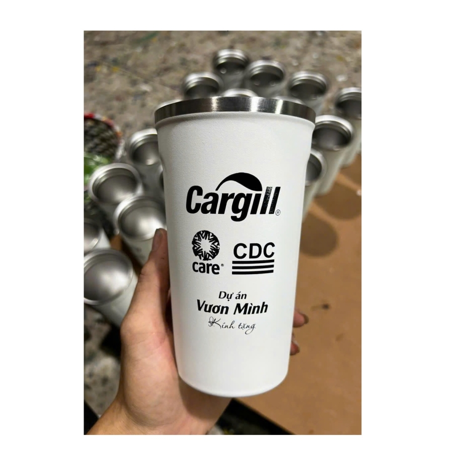 BÌNH NƯỚC - KHẮC TÊN CTY CARGILL 