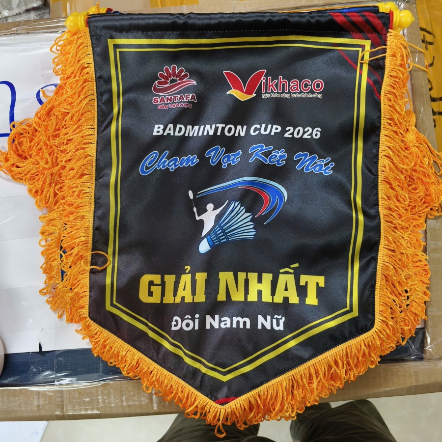 CỜ TRAO GIẢI CẦU LÔNG