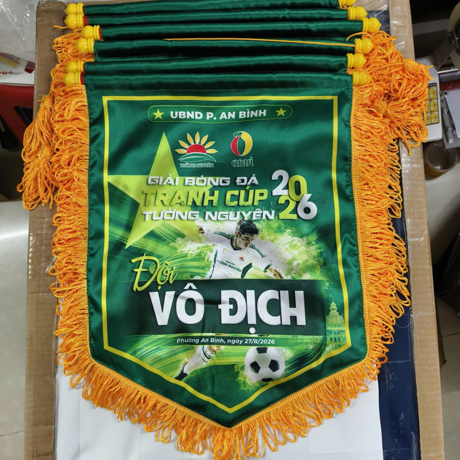 CỜ TRAO GIẢI ĐÁ BANH