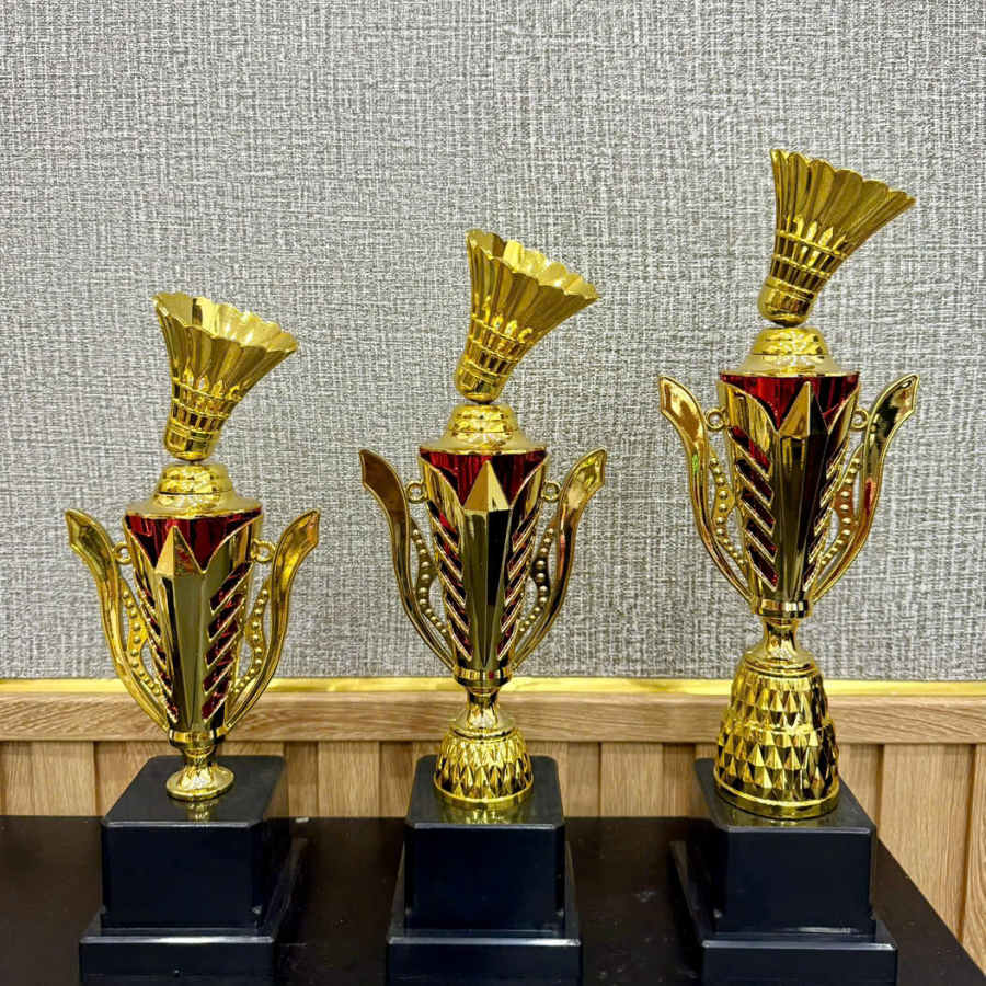 CUP KIM LOẠI - CÚP THỂ THAO VINH DANH CẦU LÔNG