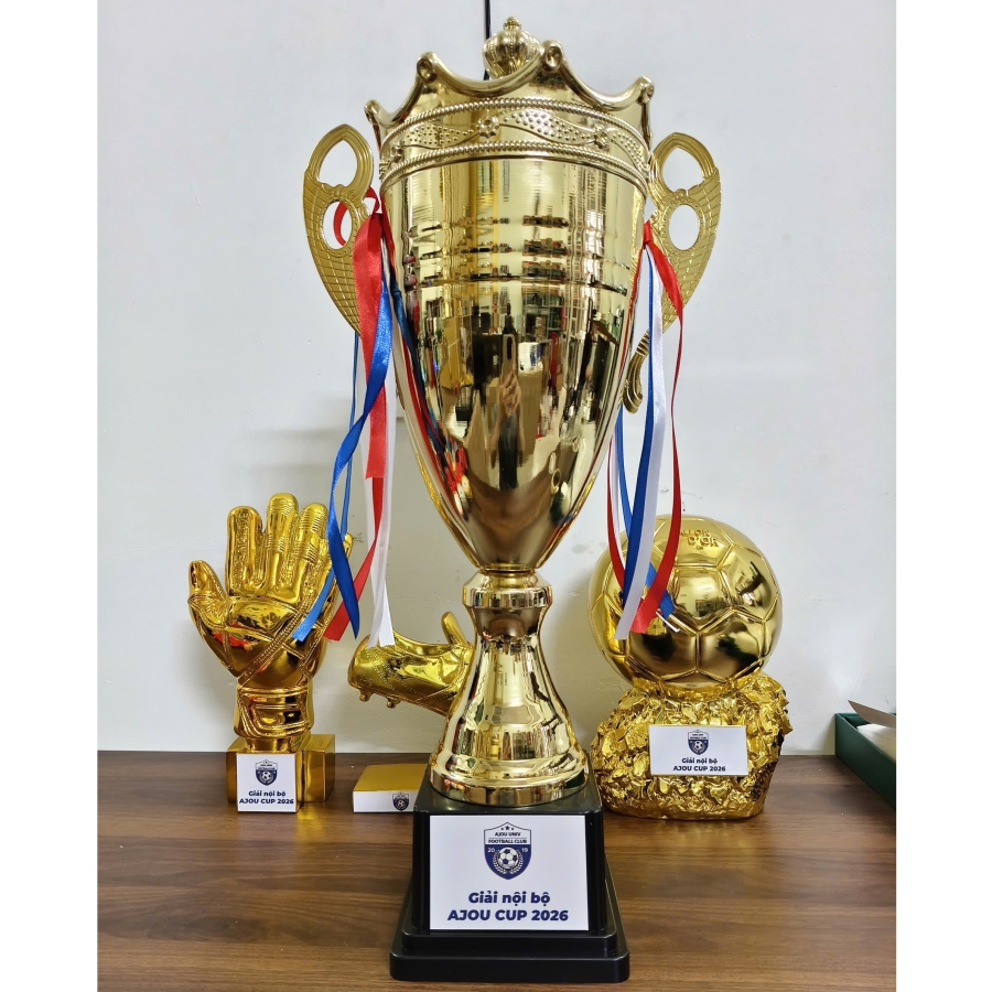 CUP THỂ THAO TRAO GIẢI ĐÁ BANH