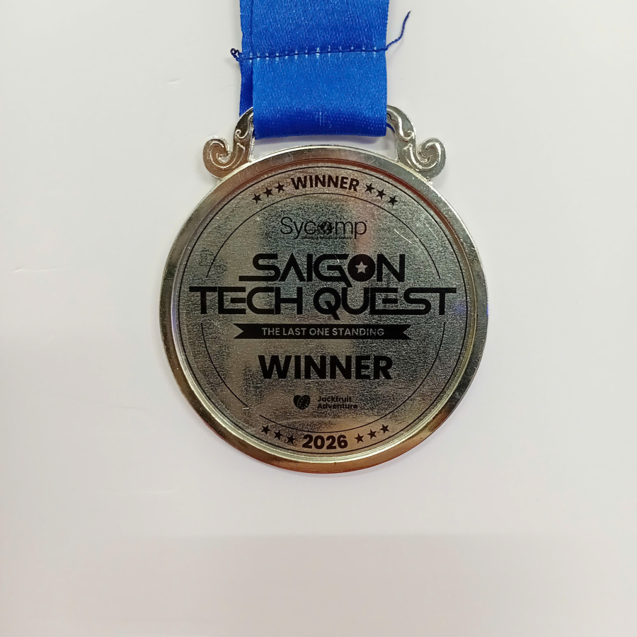 HC SAIGON TECH QUEST - Huy chương Kim Loại In decal giá rẻ đẹp