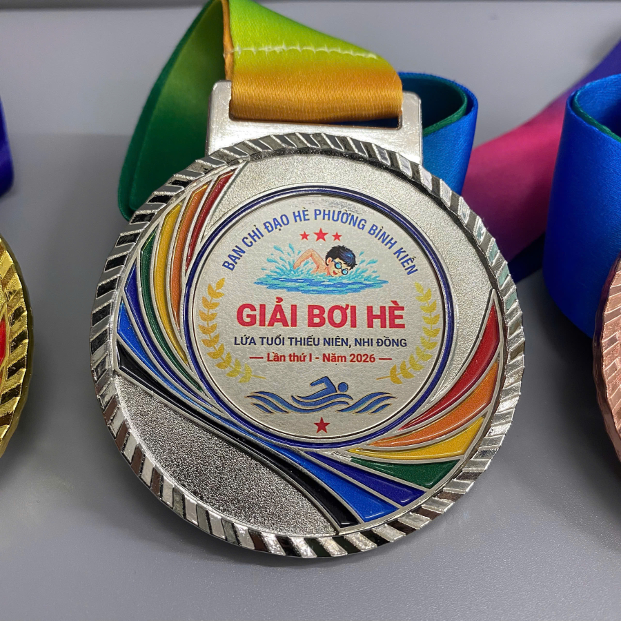 Huy chương trao giải bơi