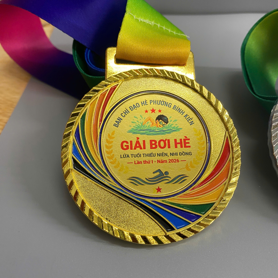 Huy chương trao giải bơi