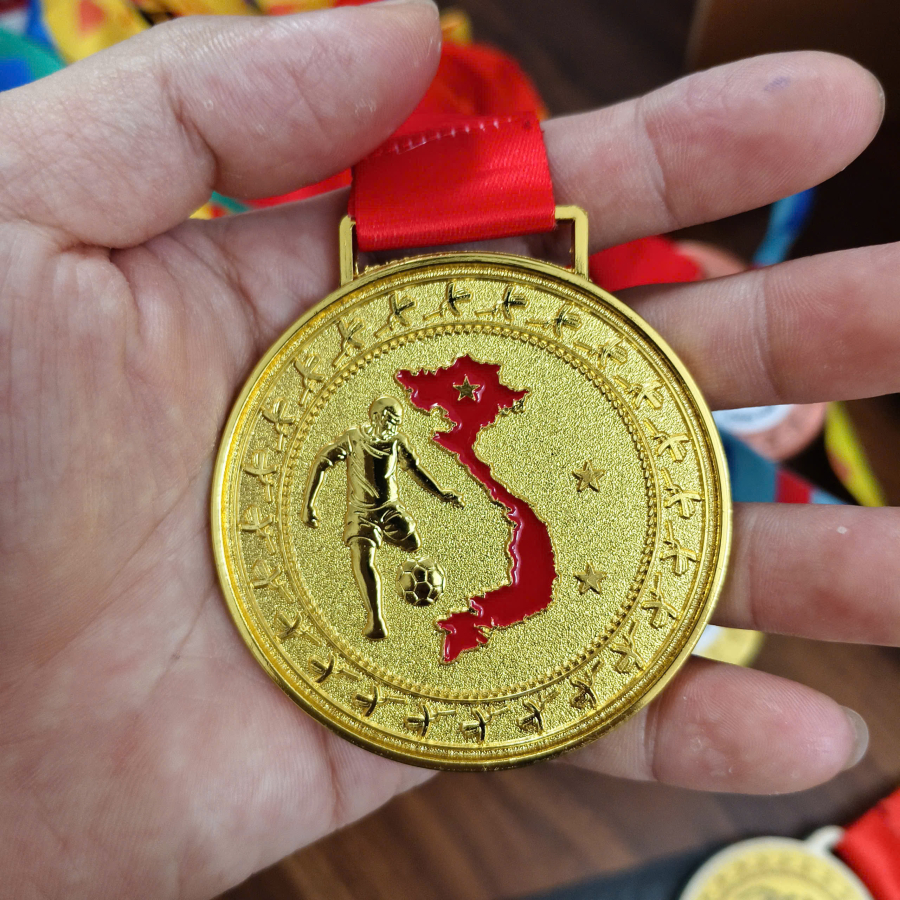 Huy chương trao giải bóng đá