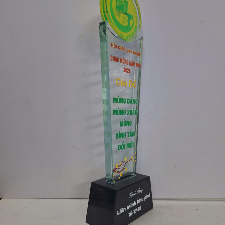 Kỷ niệm chương cao mừng Đảng mừng xuân 2026