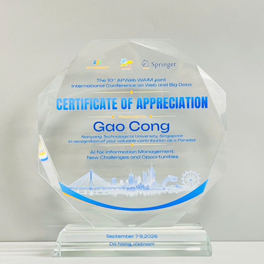 Kỷ niệm chương quà tặng doanh nghiệp