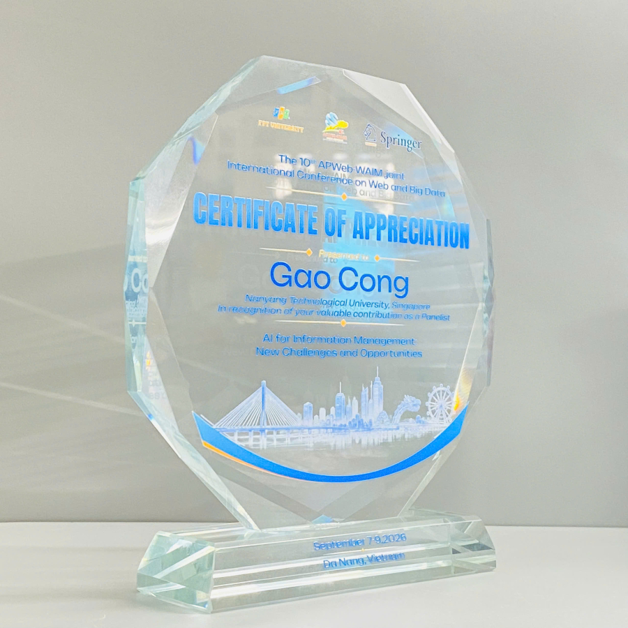 Kỷ niệm chương quà tặng doanh nghiệp