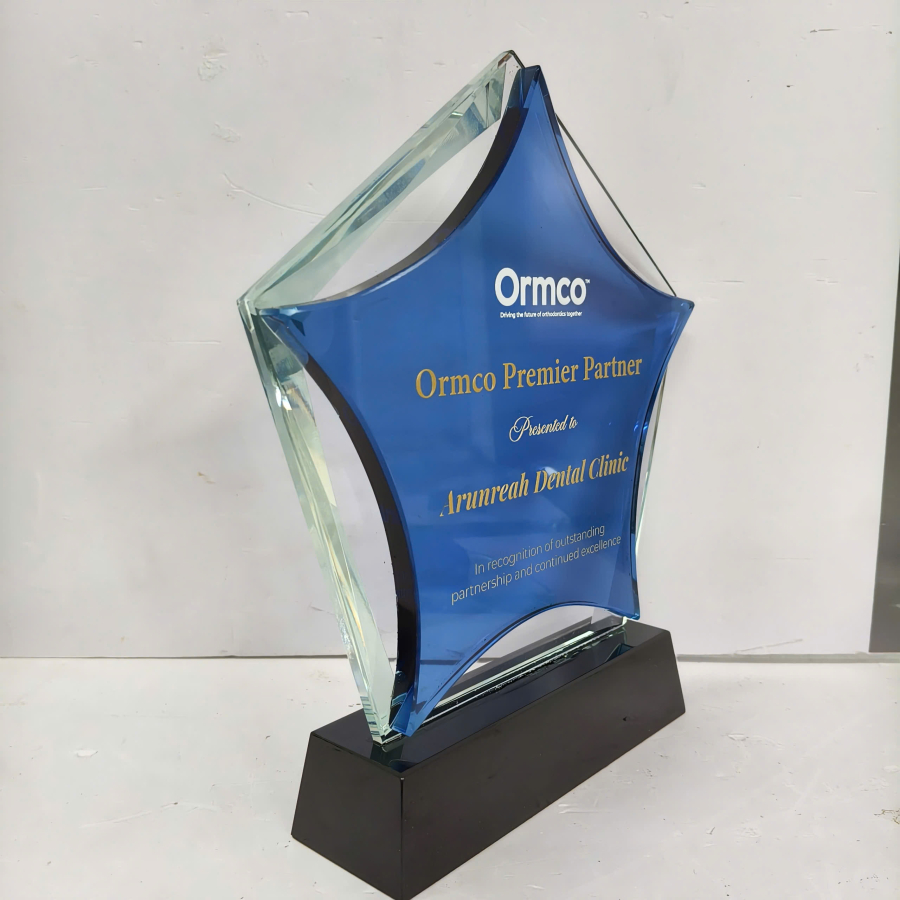 Kỷ niệm chương sao pha lê nhập