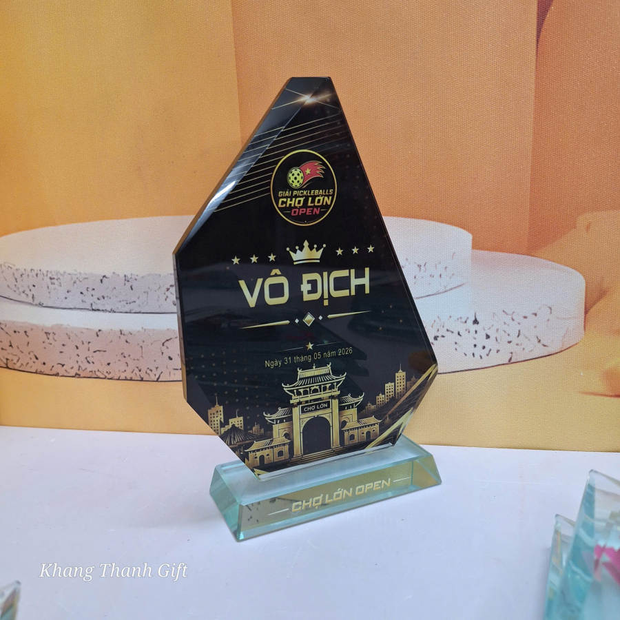 Kỷ niệm chương thủy tinh pickleball