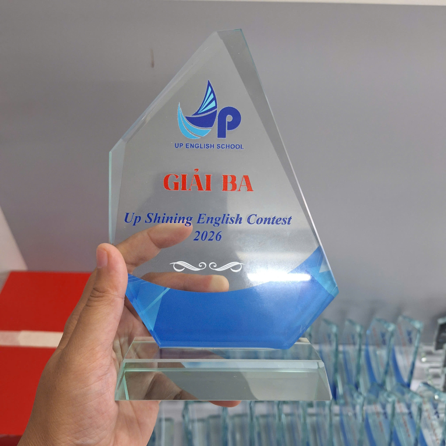 Kỷ niệm chương thủy tinh vinh danh