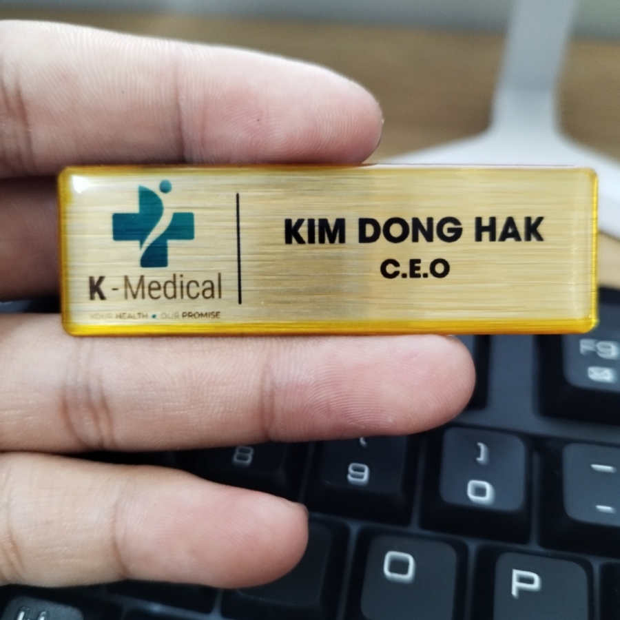 Pins cài áo - logo cài áo - bảng tên nhân viên in theo yêu cầu
