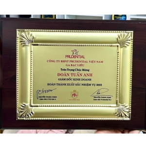 BẢNG VINH DANH KHUNG GỖ CAO CẤP - VINH DANH NHÂN VIÊN