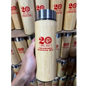 BÌNH NƯỚC GỖ - KHẮC KỶ NIỆM 20 NĂM THÀNH LẬP BỆNH VIỆN