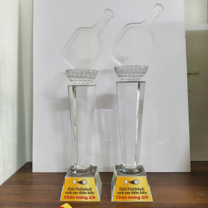 CUP PHA LÊ TRAO GIẢI PICKLEBALL NGÀY 2/9