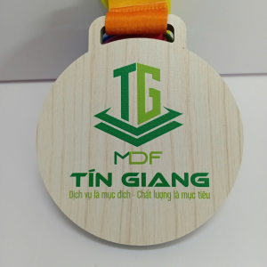Huy chương gỗ bóng đá