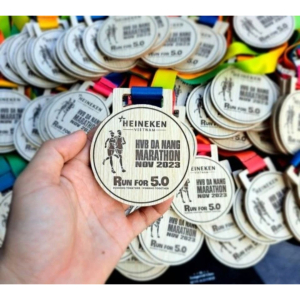 Huy chương gỗ cắt CNC theo yêu cầu - Huy chương Marathon