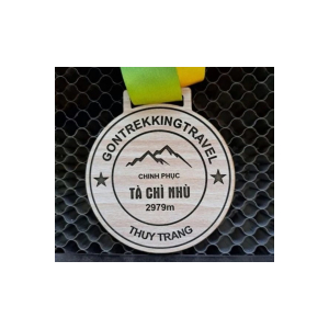 Huy chương gỗ cắt CNC theo yêu cầu - Huy chương trekking Tà Chì Nhũ