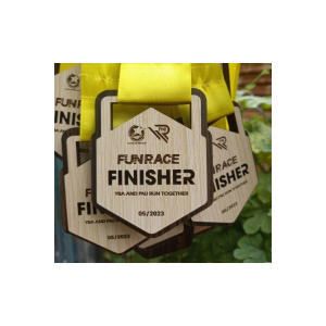 Huy chương gỗ cắt theo yêu cầu - Huy chương giải chạy