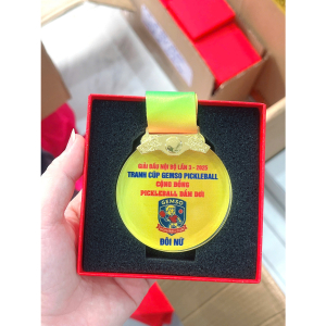 Huy chương pha lê in theo yêu cầu