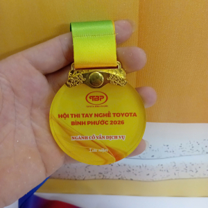 Huy chương pha lê Toyota Bình Phước