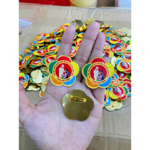  Huy Hiệu cài áo Kim Loại - Cháu ngoan Bác hồ