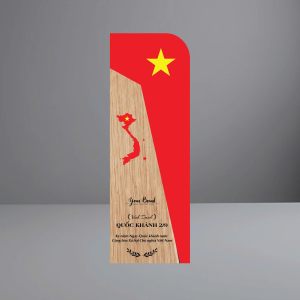 Kỷ niệm chương gỗ mừng ngày 2/9