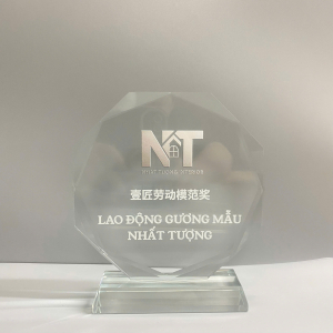 Kỷ niệm chương pha lê khắc logo