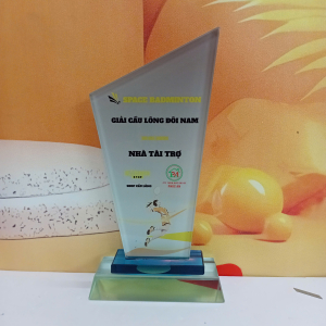 Kỷ niệm chương pha lê thủy tinh 2 lớp đế cầu lông