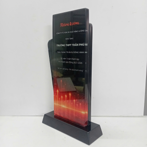 Kỷ niệm chương pha lê tri ân 2026