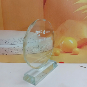 Kỷ niệm chương pha lê tròn