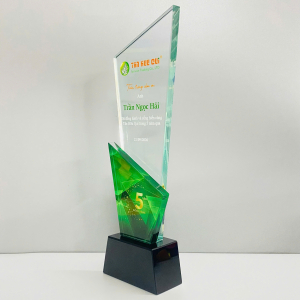 Kỷ niệm chương tri ân nhân viên 