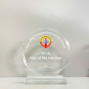 Kỷ niệm chương tri ân nhân viên 